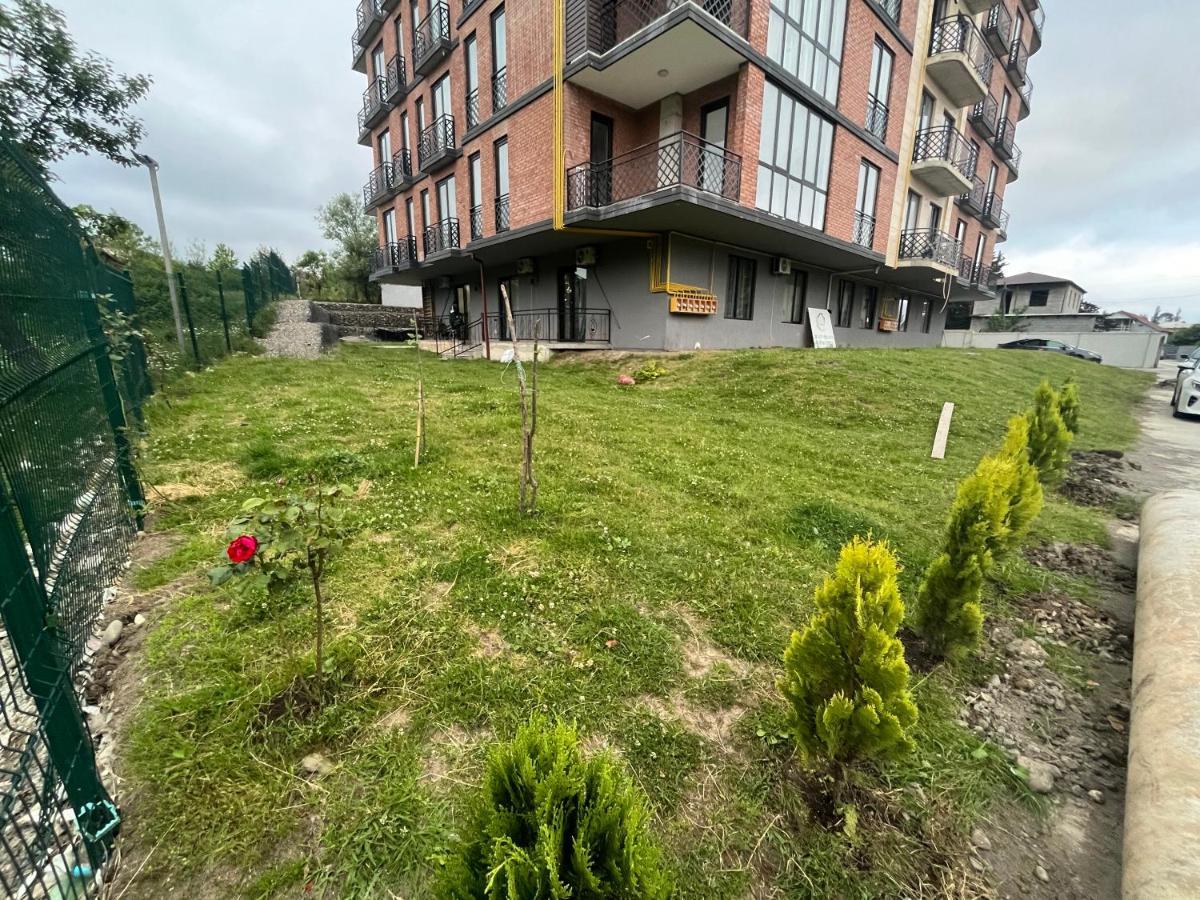 Appartement Eco Garden Koutaïssi Extérieur photo